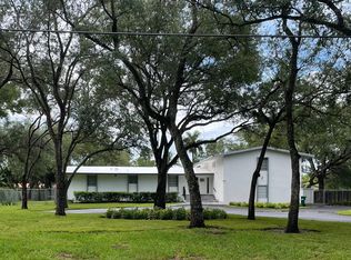 9811 SW 96th St, Miami, FL 33176