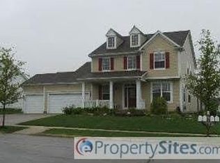 310 Weymouth Ave, Elgin, IL 60124