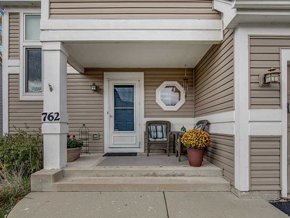 2nd image of 762 Waterview Dr
