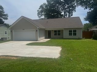 1404 S Moore Rd, Chattanooga, TN 37412