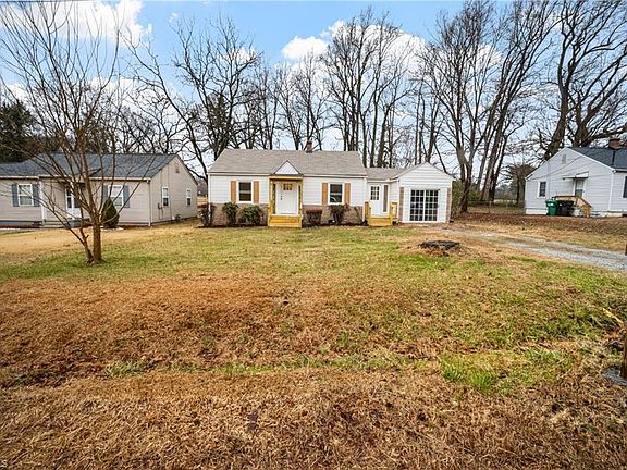 2nd image of 1422 Valley Ridge Dr