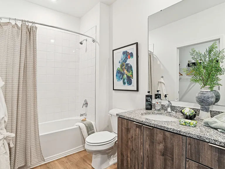 2307 Ridgemont Ave — Photo 10