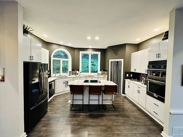 2607 Phoenix Hill Dr — Photo 8