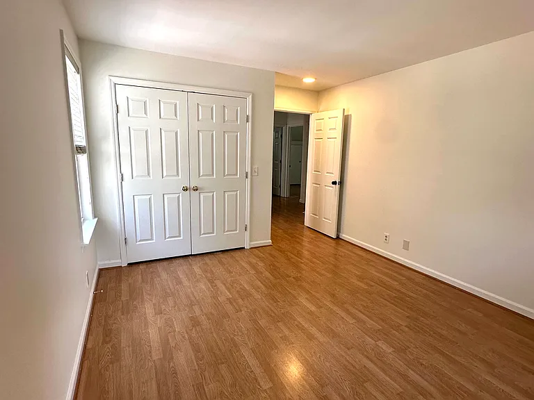 1808B Ashwood Ave — Photo 11
