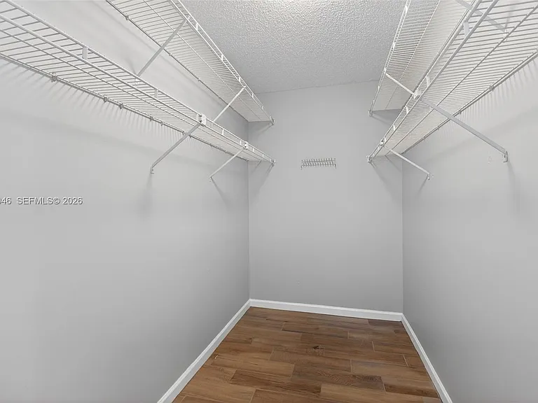 6043 Sunberry Cir — Photo 15