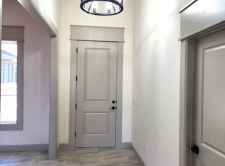 11709 NW 102nd St, Yukon, OK 73099