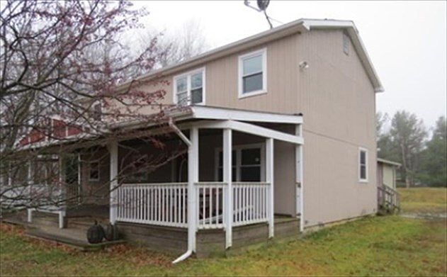 2nd image of 131 Cobblewood Ln