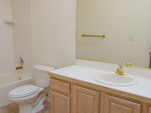 2nd image of 2432 Pelican Ln
