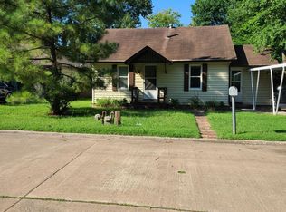 509 E 8th St, Claremore, OK 74017
