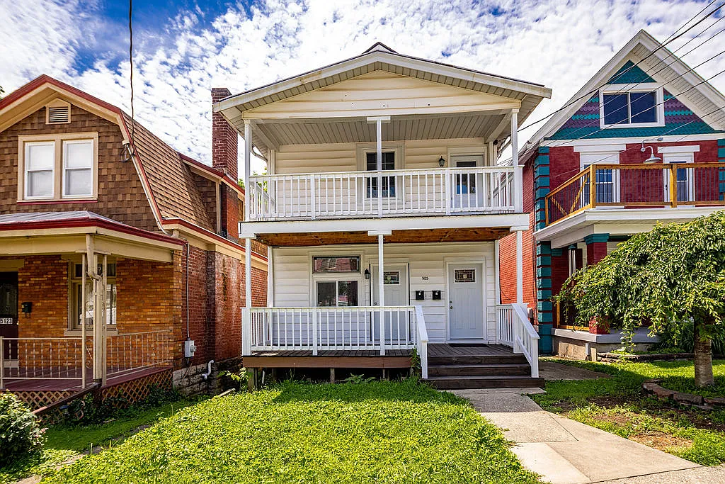 2 bed, 880 sqft, $1,500 — Photo 1