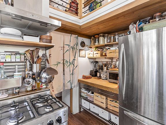 Kitchen and pantry area