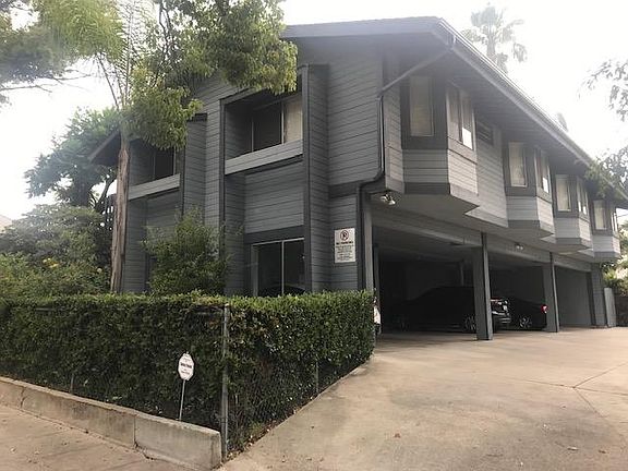 2nd image of 556 N Catalina Ave #1