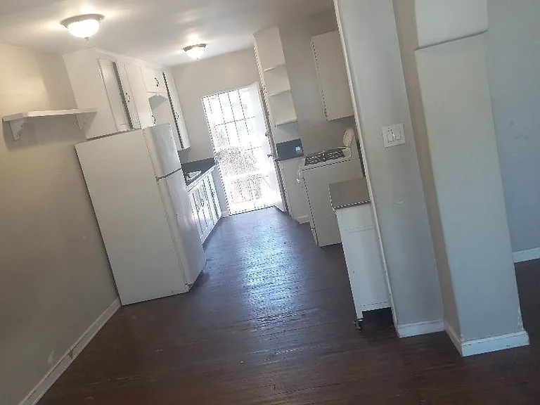 743A Harris Ave #A — Photo 3