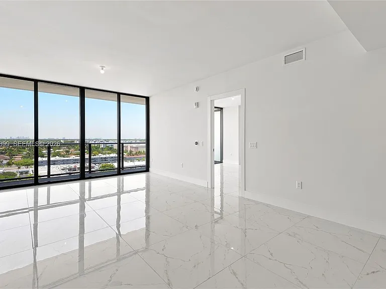 1179 E Hallandale Blvd #302 — Photo 13