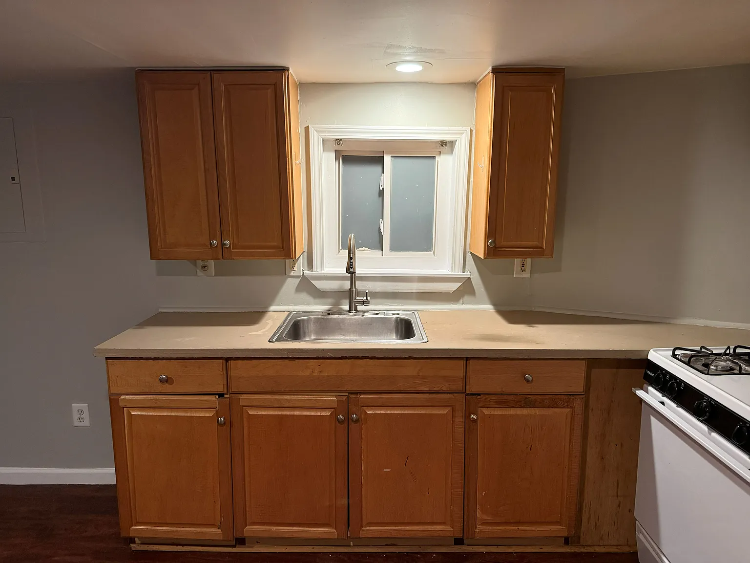 1 bed, 946 sqft, $900 — Photo 2