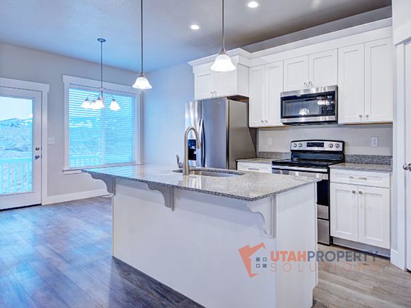 3rd image of 14847 S Garrison Ln
