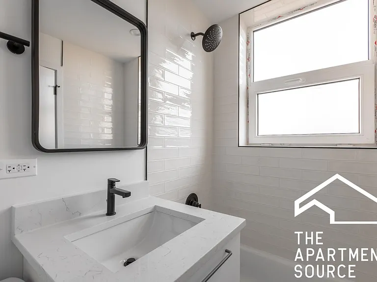 941 W Carmen Ave #105 — Photo 12