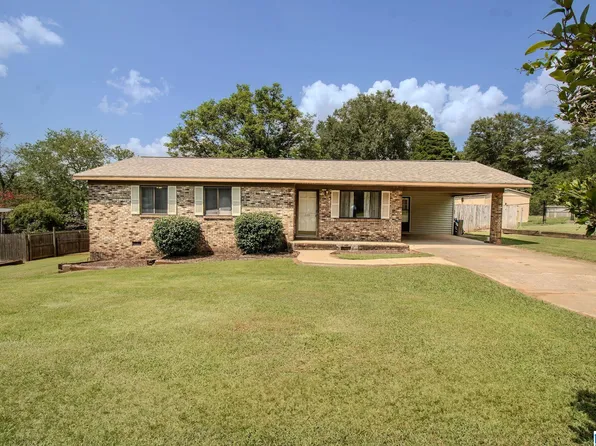 609 Douglas St, Oxford, AL 36203