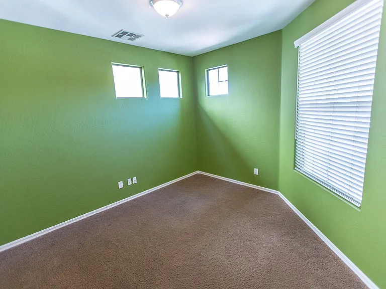 18815 E Swan Dr — Photo 7
