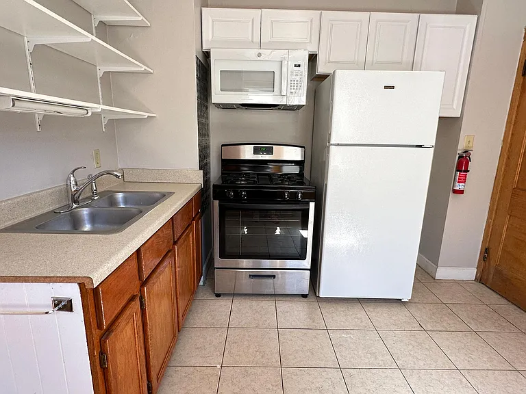3321 22nd Ave S #1 — Photo 15