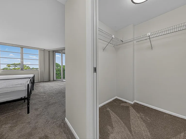 3503 Oaks Way #505 — Photo 19