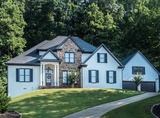 110 Huntington Ct, Roswell, GA 30075