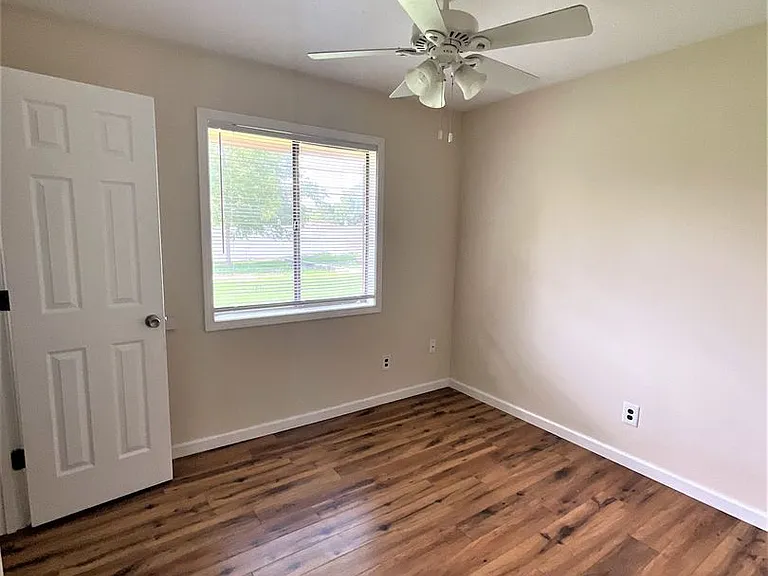 493 Nila Sue Dr — Photo 10