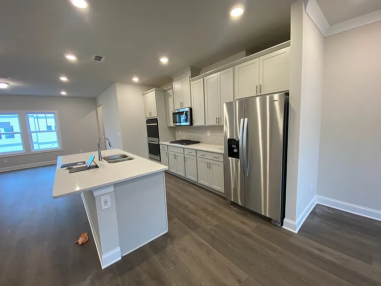 2696 Devon Vale St #2696 — Photo 14