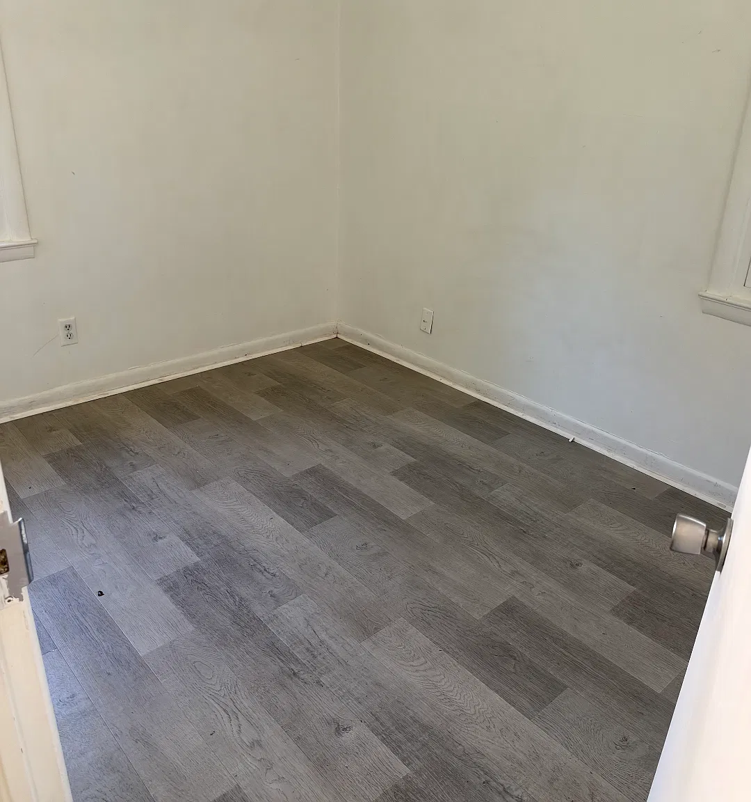 3 bed, 864 sqft, $1,600 — Photo 4