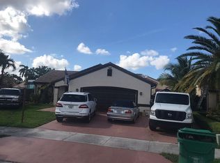 15963 SW 74th St, Miami, FL 33193