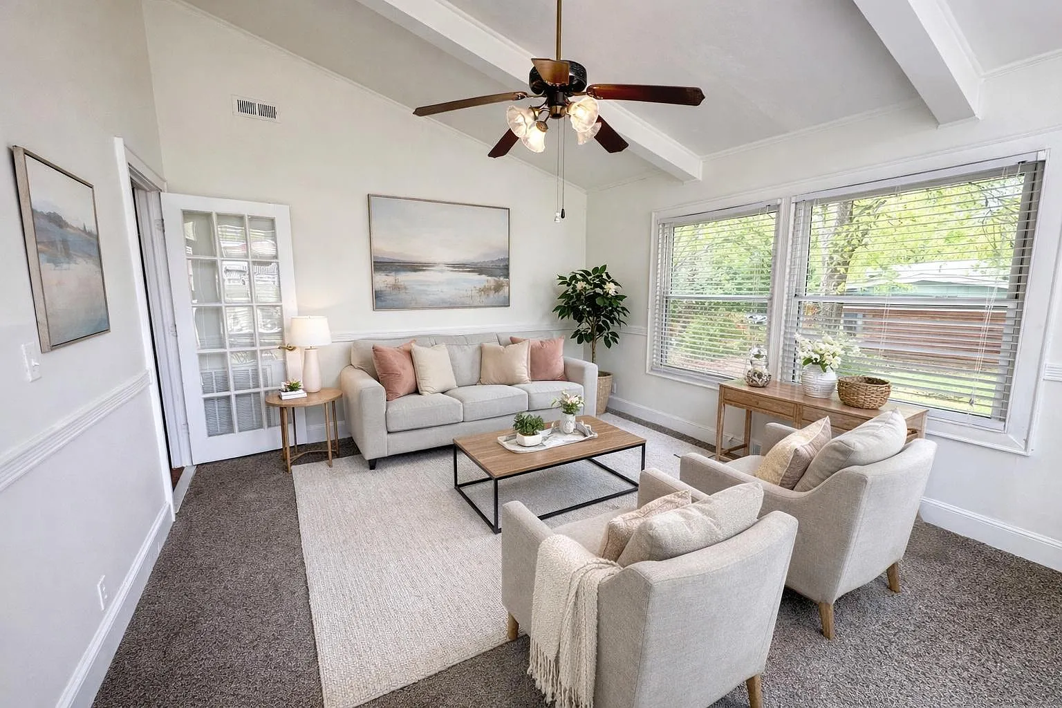 3 bed, 1195 sqft, $1,800 — Photo 4