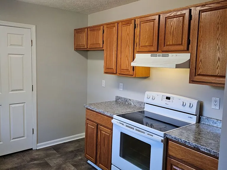 12205 Cypress Way — Photo 20