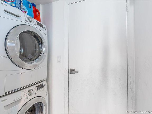 4th image of 20379 W Country Club Dr APT 1839