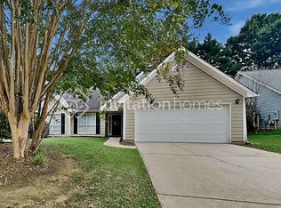 650 Trellis Pond Ct, Lawrenceville, GA 30043