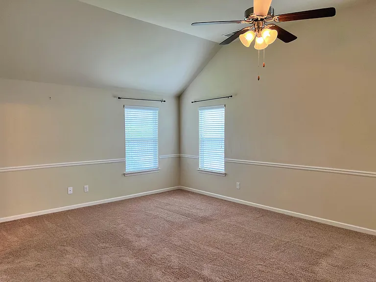 5022 Vine Ln — Photo 38