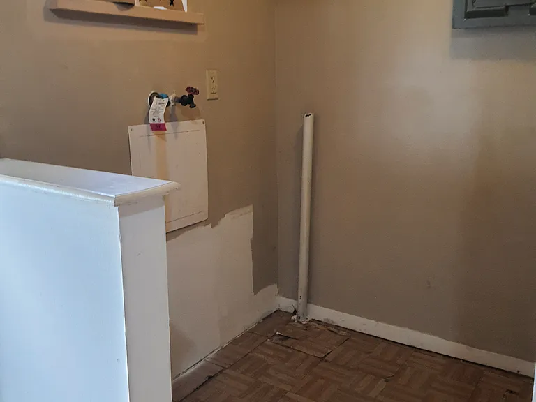 793 Walnut St — Photo 21