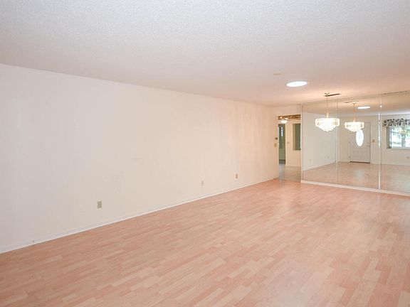 5th image of 8683 SW 93rd Ln Unit C