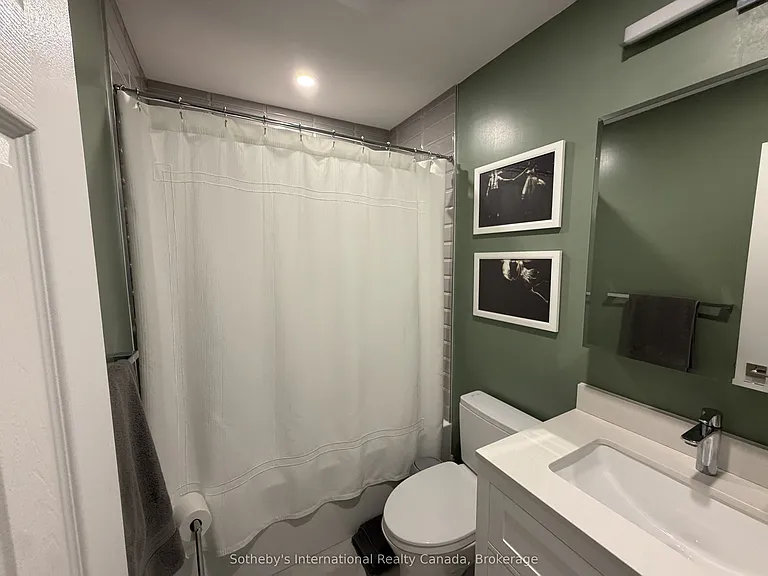 658 Johnston Park Ave — Photo 17