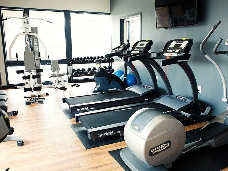 24hr Fitness Center