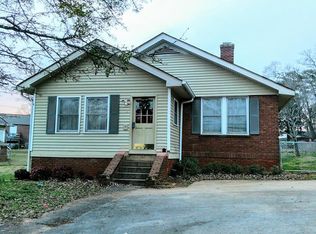 3 B Ave, Gainesville, GA 30504