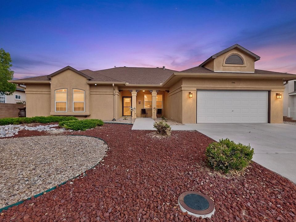 1st image of 2441 Manzano Loop NE