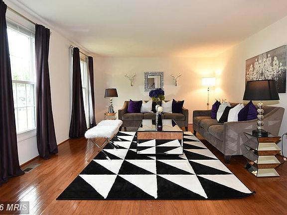 2nd image of 3337 Bybrook Ln