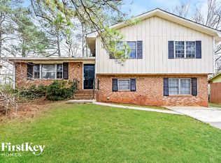 6694 Bedford Rd, Rex, GA 30273