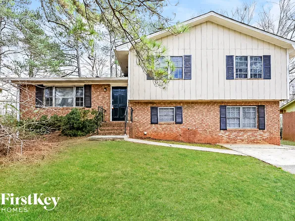 6694 Bedford Rd, Rex, GA 30273