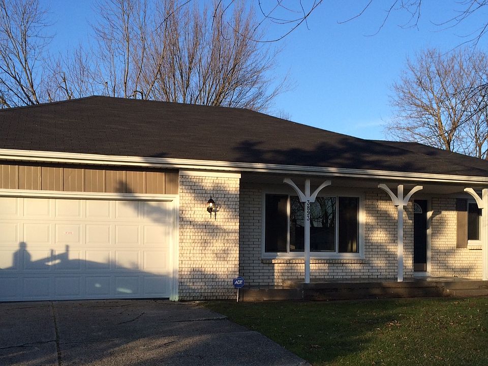 1st image of 3893 42nd St SW