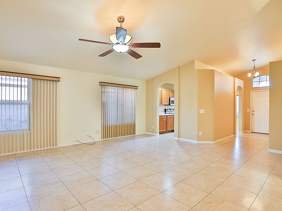4th image of 7844 W Julie Dr