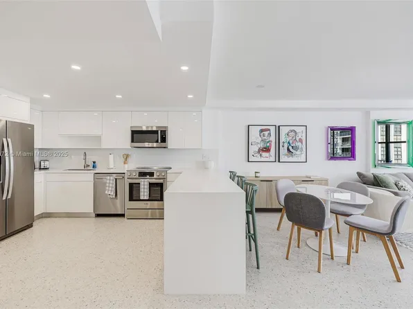 1865 Brickell Ave, Miami, FL