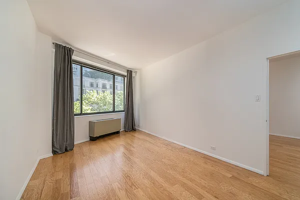 Sold by Stribling | media 5