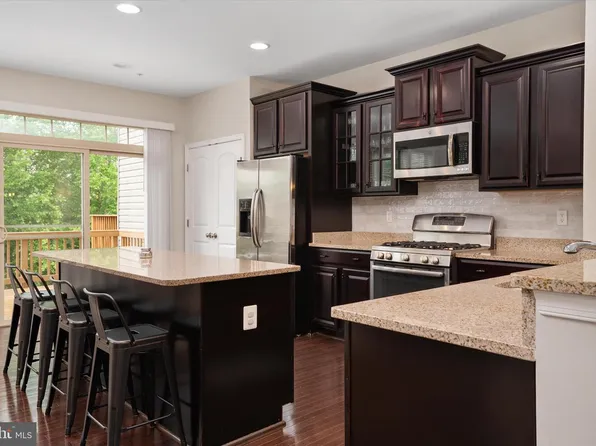 816 Nancy Lynn Ln, Arnold, MD 21012
