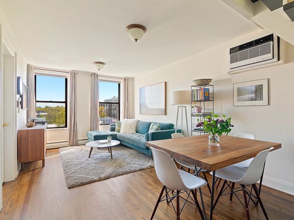 1st image of 351 21st St APT 4R